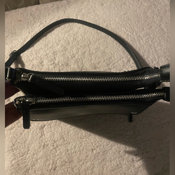 Clarks Black Crossbody Utilitarian Expanded Functional Shoulder Bag - Picture 6 of 8